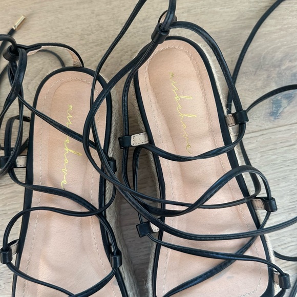 NWOT Black Lace-Up Flatform Espadrilles / Size 8 - Picture 3 of 7